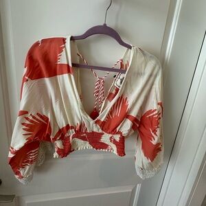 Z&L v-neck top size S. Worn once.